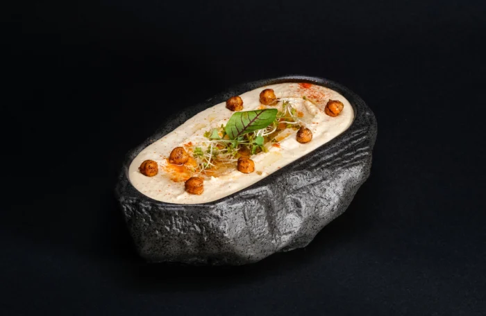 HUMMUS
