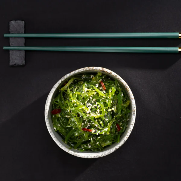 SALATA WAKAME